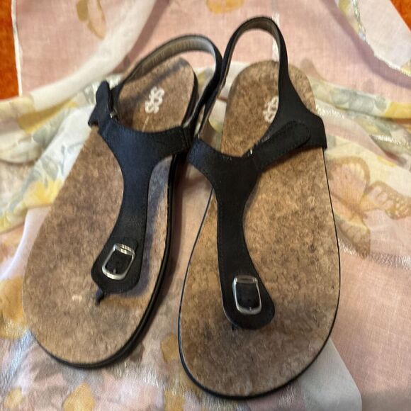SAS EUC Sanibel  Sandal Size 10M Solid Black-Strap Slide Thong - Picture 2 of 9